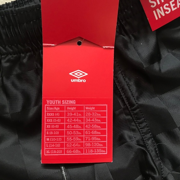 NEW Umbro Soccer Shorts Black Check Kids XXS - Picture 7 of 8